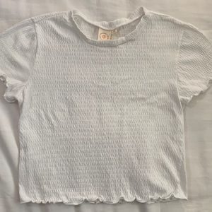 Scrunch material white slightly cropped top in the size xs